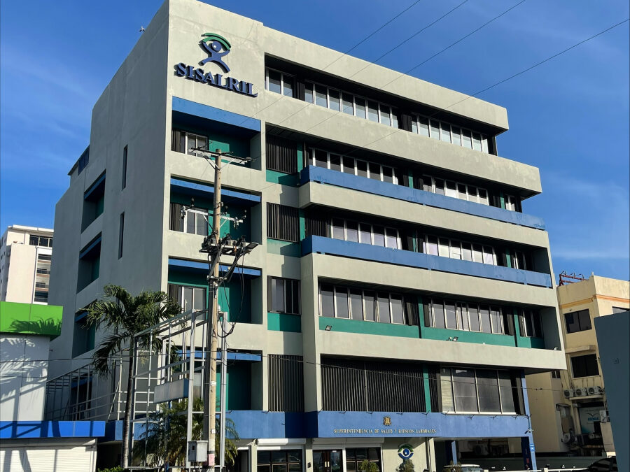 70 nuevos servicios son aprobados tras propuestas de SISALRIL
